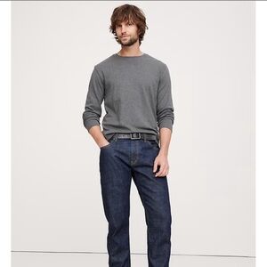 Banana Republic Men’s Luxury-Touch Long Sleeve T-Shirt Dark Gray Small